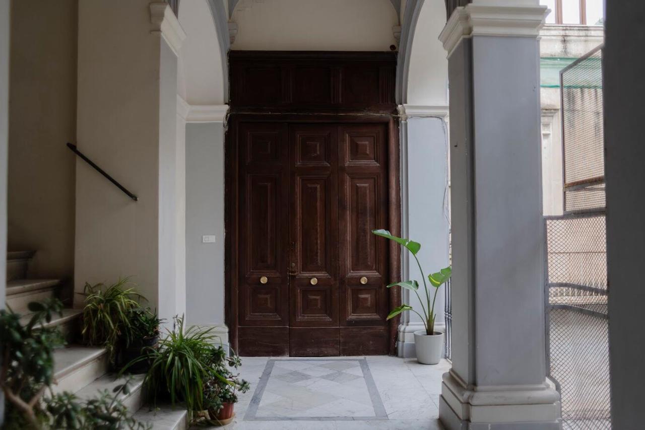 Interno21 Bed & Breakfast Napoli Exterior foto